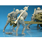 MiniArt Soviet Arlillery Crew on Maneuver - 1:35
