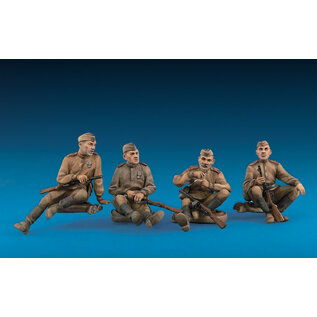 MiniArt Soviet Infantry at Rest - 1:35
