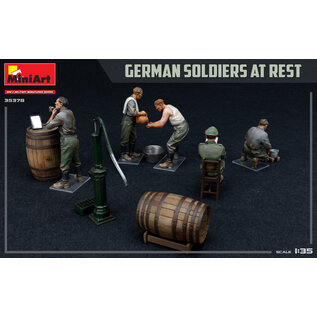 MiniArt German Soldiers at Rest - Special Edition - 1:35