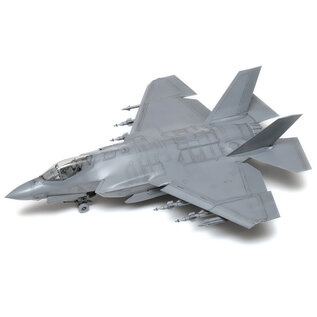 TAMIYA Lockheed F-35C Lightning II - 1:48