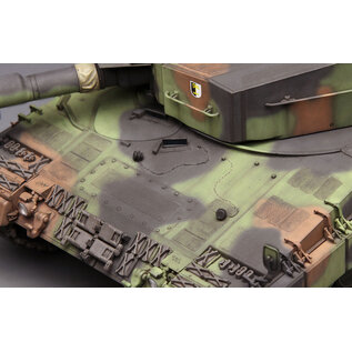 MENG German MBT Leopard 2 A4 - 1:35