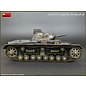 MiniArt Pz.Kpfw. III Ausf. B with Crew - 1:35