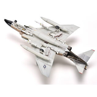 Zoukei-Mura McDonnell Douglas F-4C Wild Weasel IV - 1:48