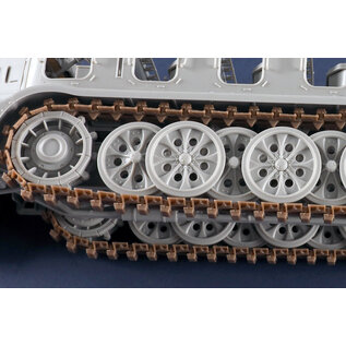 Trumpeter Schwerer Zugkraftwagen 18t - Sd.Kfz. 9 Artillery Version - 1:35