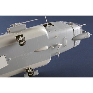Trumpeter Boeing-Vertol ACH-47A Armed Chinook - 1:35