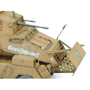 TAMIYA Sd.Kfz.232 Schwerer Panzerspähwagen 8-Rad "Afrika-Korps" - 1:35