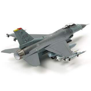 TAMIYA Lockheed Martin F-16CJ Block 50 Fighting Falcon - w/full equipment - 1:72