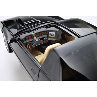 Aoshima Knight Rider K.I.T.T. Season IV w/Scanner Voice Unit - 1:24
