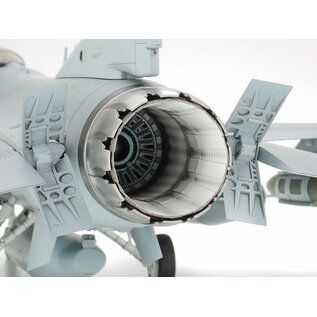 TAMIYA Lockheed Martin F-16CJ Fighting Falcon - 1:32