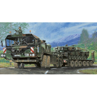 Trumpeter Faun SLT-56 Tank Transporter "Franziska" - 1:35