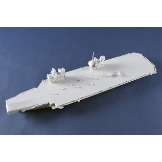 Trumpeter HMS Queen Elizabeth - British Aircraft Carrier - 1:700