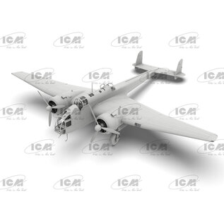 ICM Handley Page Hampden B Mk.I - WWII British Bomber - 1:48