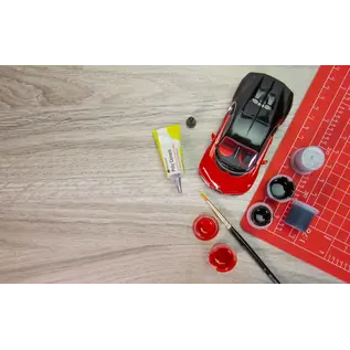 Airfix Starter Set - Bugatti Chiron - 1:43