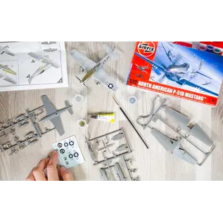 Airfix Starter Set - North American P-51D Mustang - 1:72