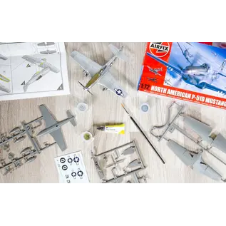 Airfix Starter Set - North American P-51D Mustang - 1:72