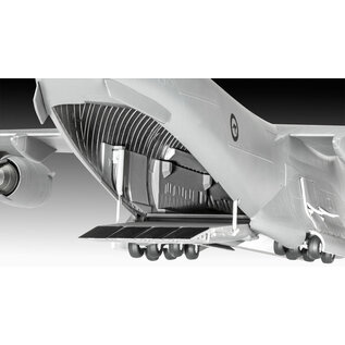 Revell Boeing C-17A Globemaster III - 1:144