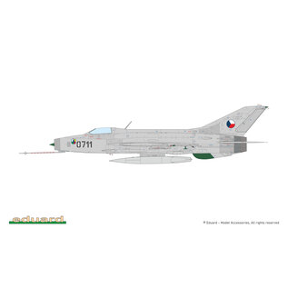 Eduard Mikojan-Gurewitsch MiG-21F-13 - Weekend Edition - 1:48