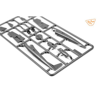 Clear Prop! Rockwell OV-1B Mohawk w/SLAR unit - 1:144