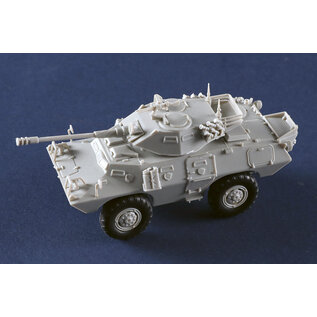Trumpeter LAV-150 Commando AFV w/ Cockerill 90mm Gun - 1:72