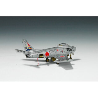 Trumpeter North American F-86F-40 Sabre - 1:144