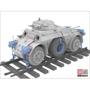 Lanmo Model Autoblindo AB40 "Ferroviaria" - Italian railway armored vehicle - 1:35