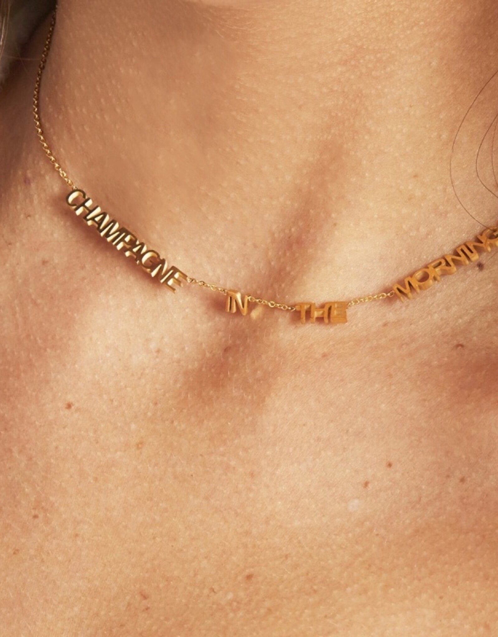Gouden tekstketting Champagne in the morning