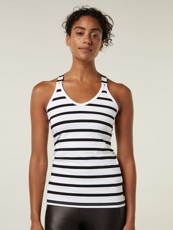 The wrapper white/black