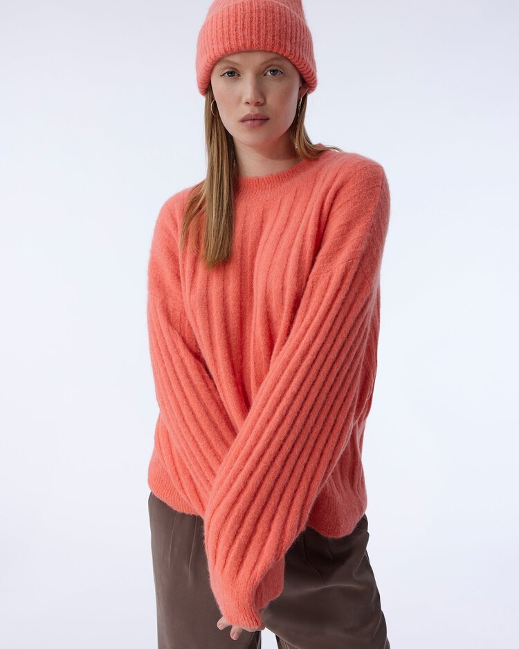 Knit-ted Nora beanie coral Knit-ted