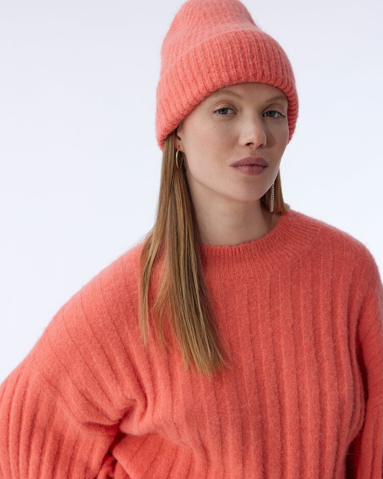 Knit-ted Nora beanie coral Knit-ted