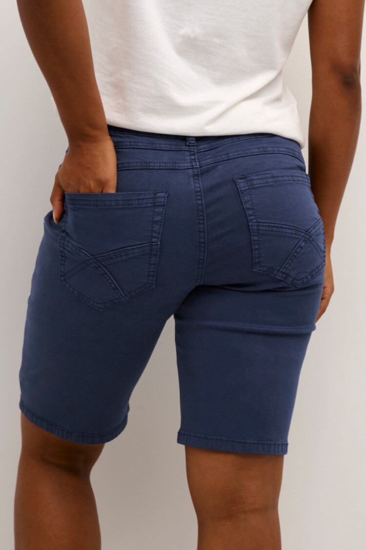 Cream CRAnn twill shorts coco fit dress blues Cream