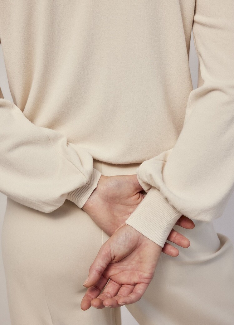 Summum Woman Puffy sleeve sweater basic knit ivory Summum Woman