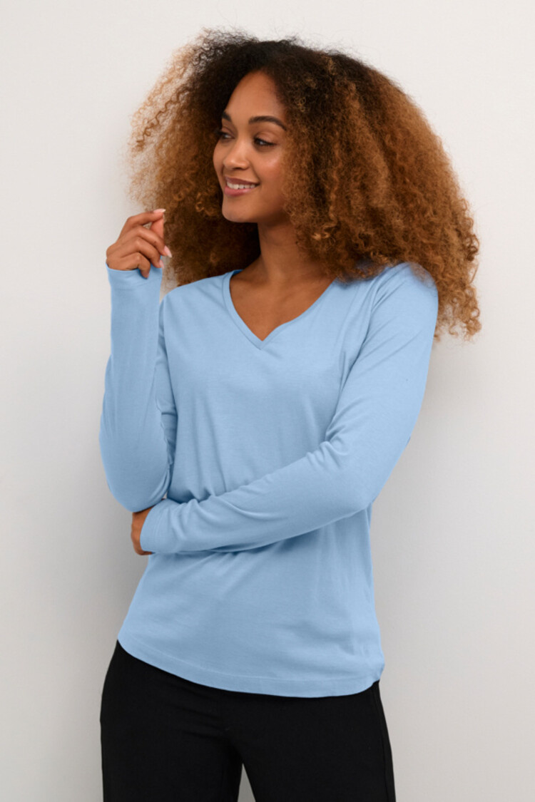 Cream Naia long sleeve t-shirt rain washed Cream