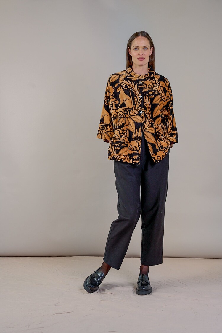 Velvet Jacket Sphinx Black One Hundred Stars