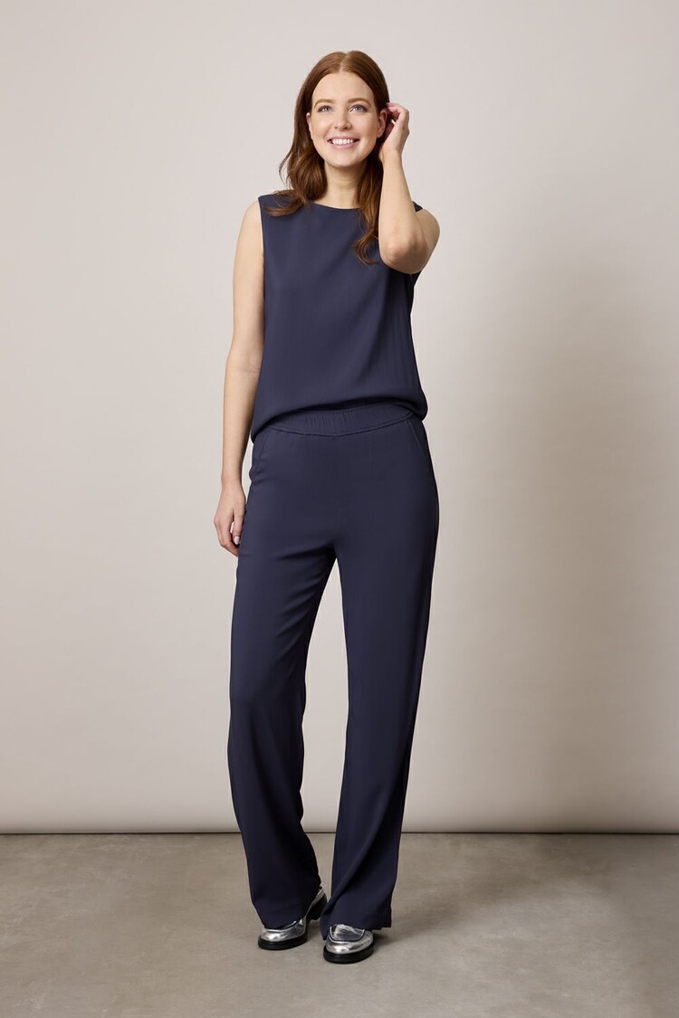 Nola pant crepe polar night Corel