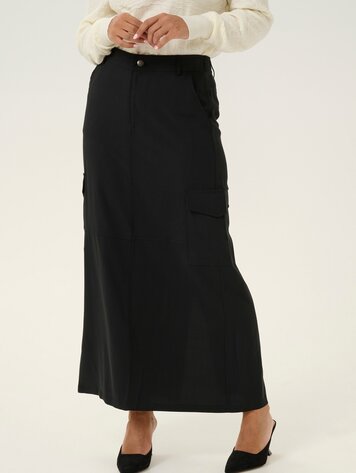 Cream Konca skirt pitch black