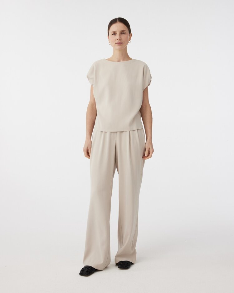 Anja top sand Knit-ted