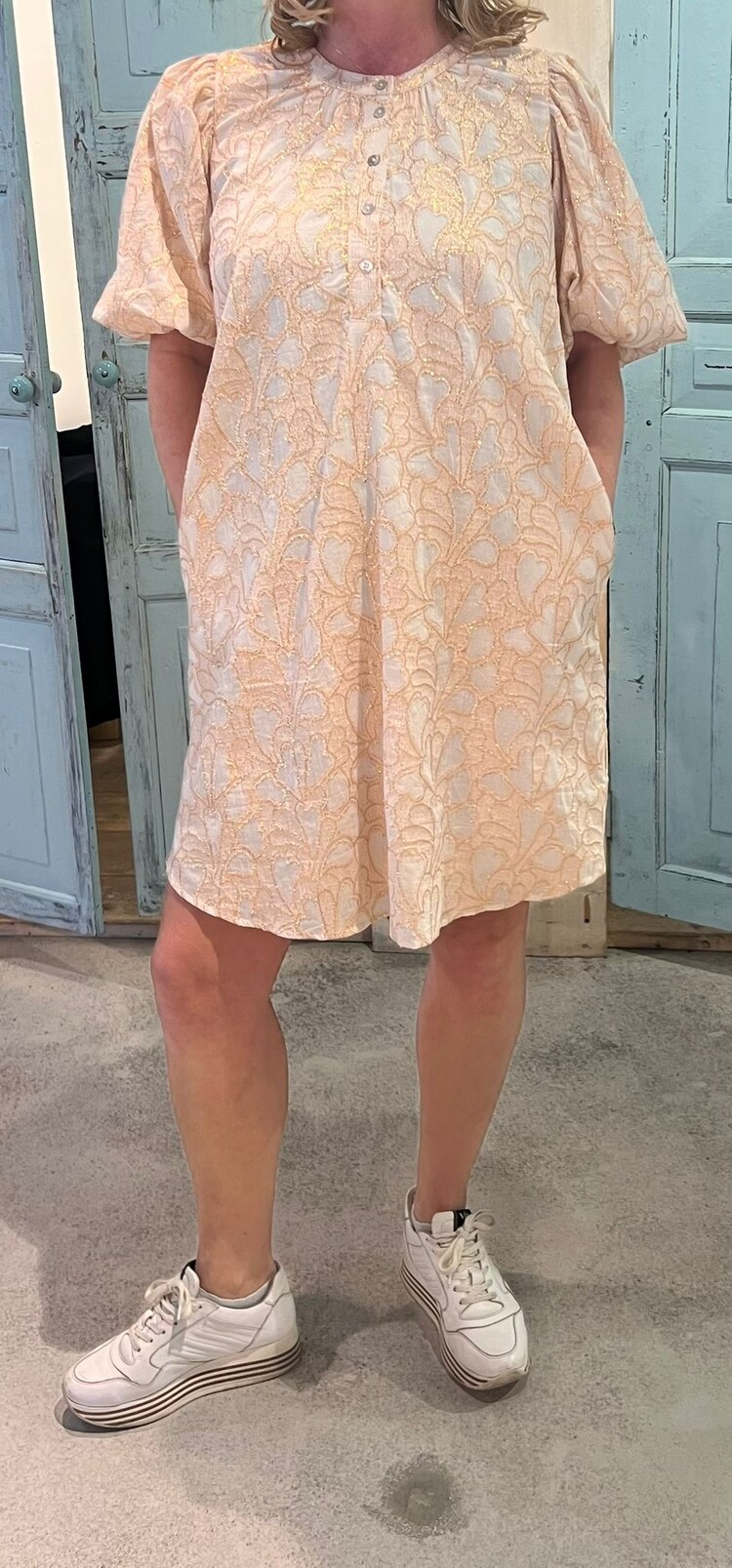 Dame Blanche Ines dress damast gold Dame Blanche