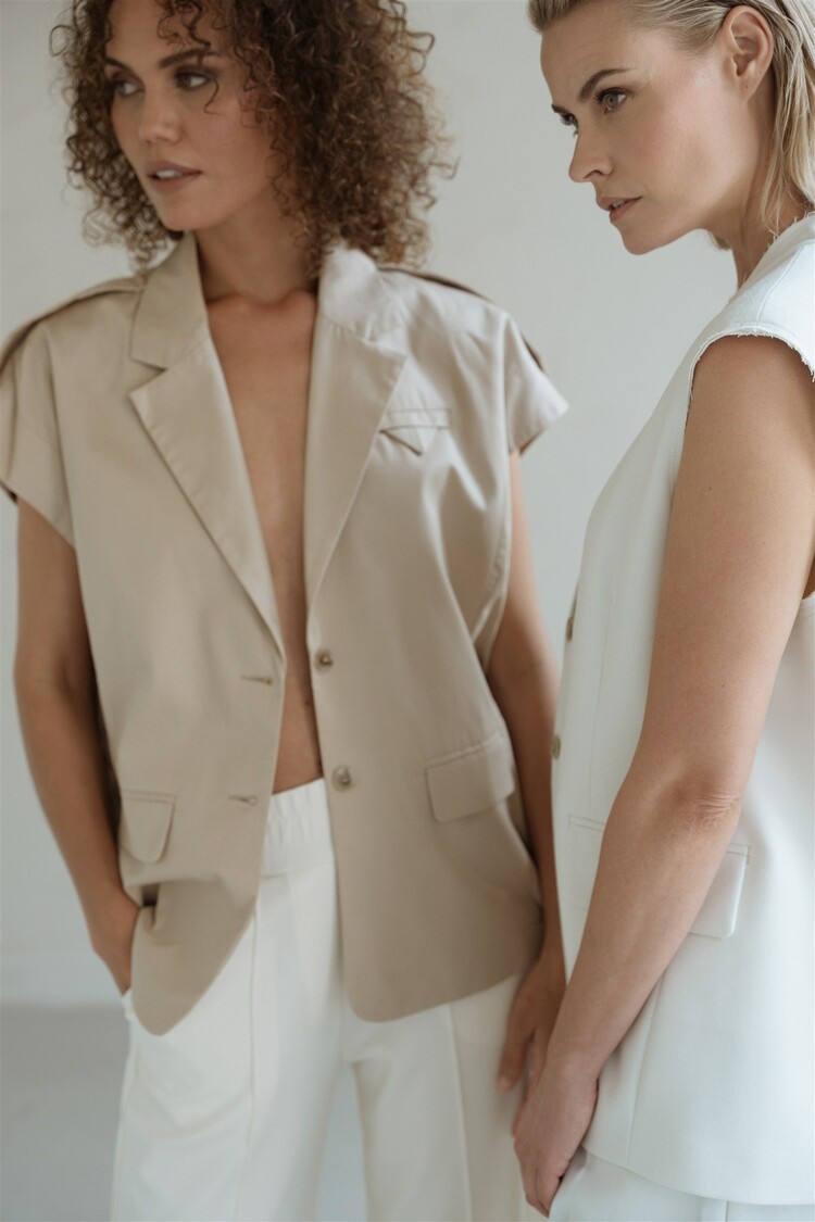 Aímée the label Melle2 gilet sand Aimee the label