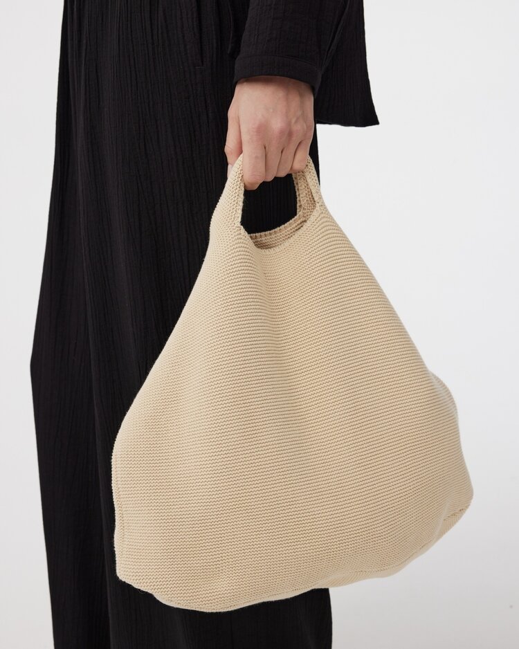 Knit-ted Gab bag sand Knit-ted
