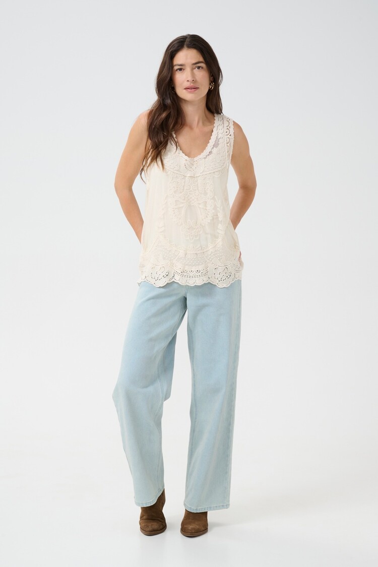 Cream CRLua top eggnog Cream