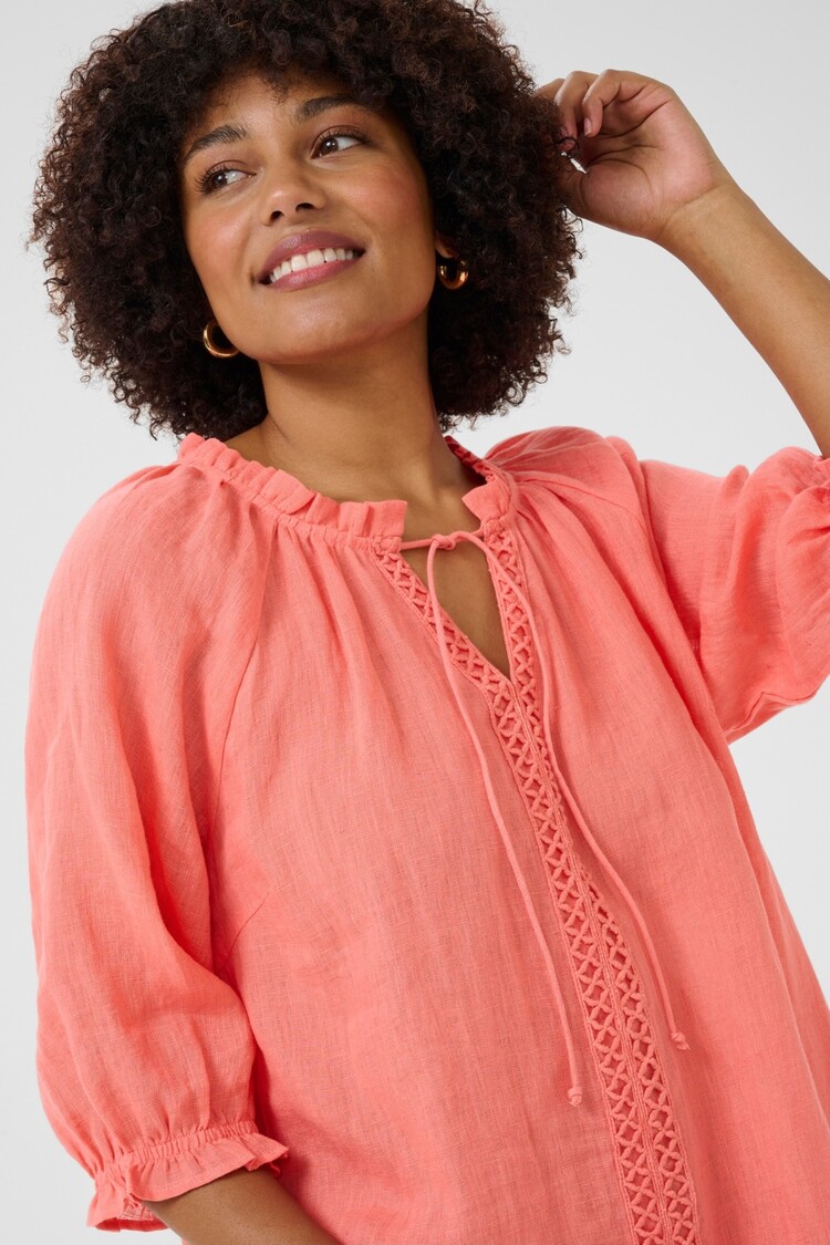 CRBellis lace dress porcelain rose Cream