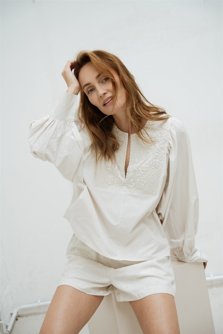 Jeanine3 blouse embroidery sand Aimee the Label