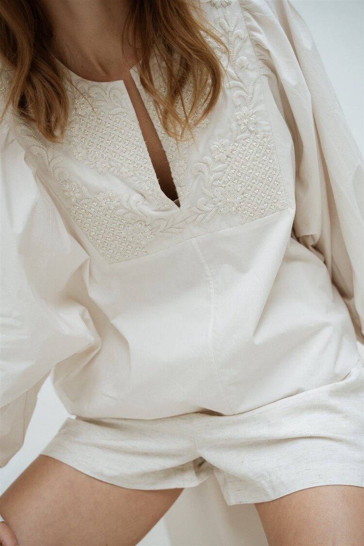 Jeanine3 blouse embroidery sand Aimee the Label