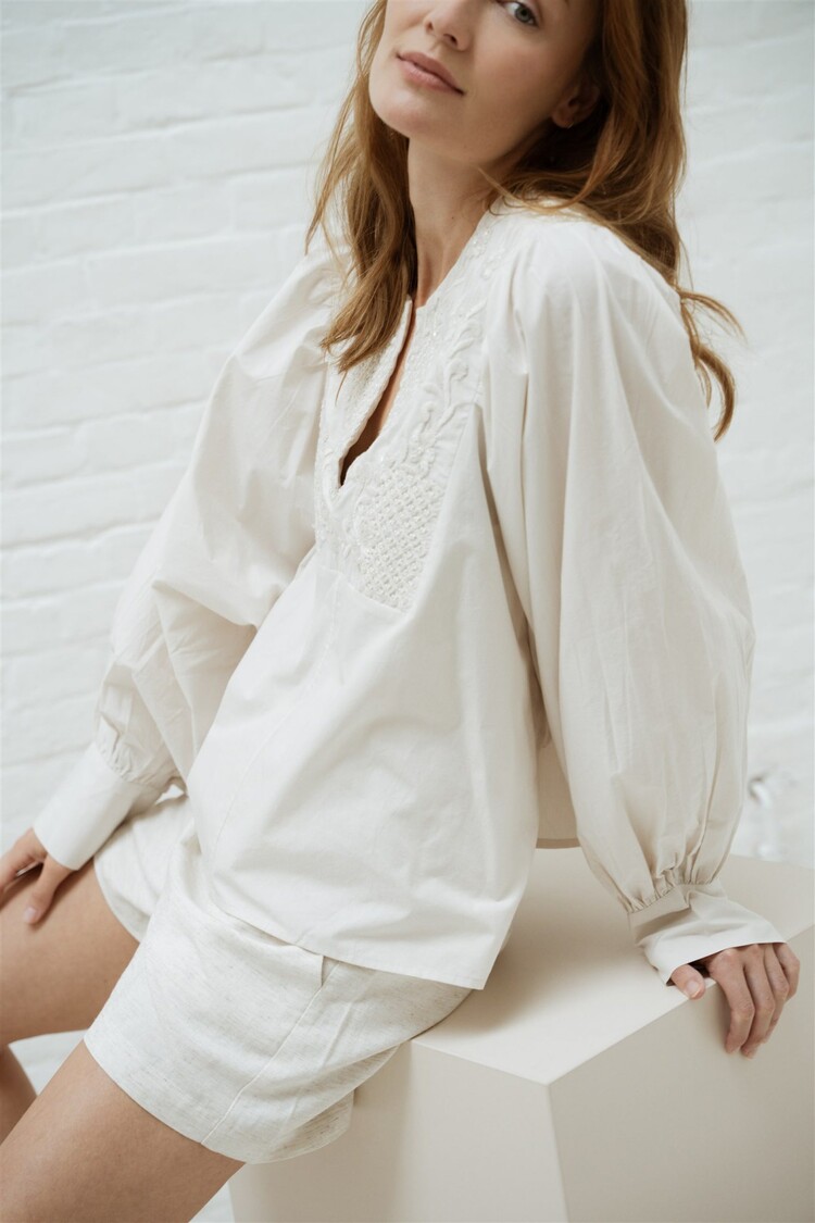 Jeanine3 blouse embroidery sand Aimee the Label