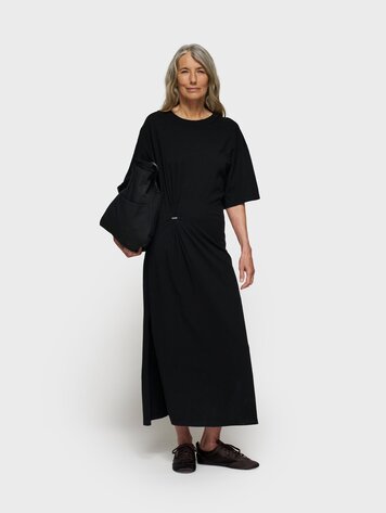 Tee dress gathering black