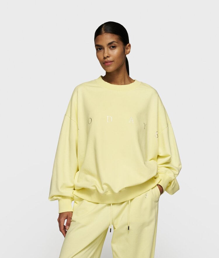 10DAYS Oversized sweater logo pastel yellow 10Days