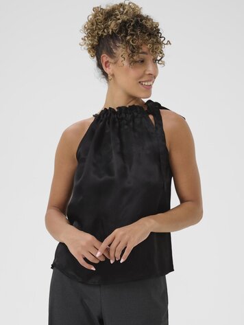 Viria top pitch black