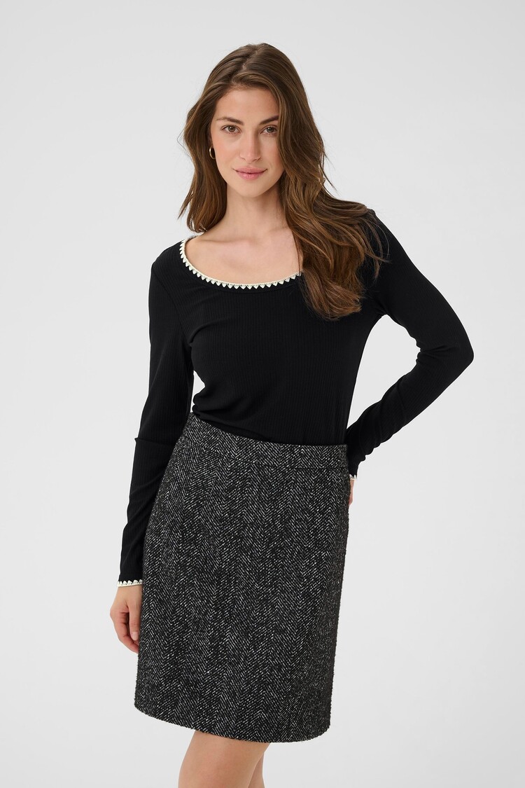 Cream CRRibba embroidery T-shirt pitch black Cream