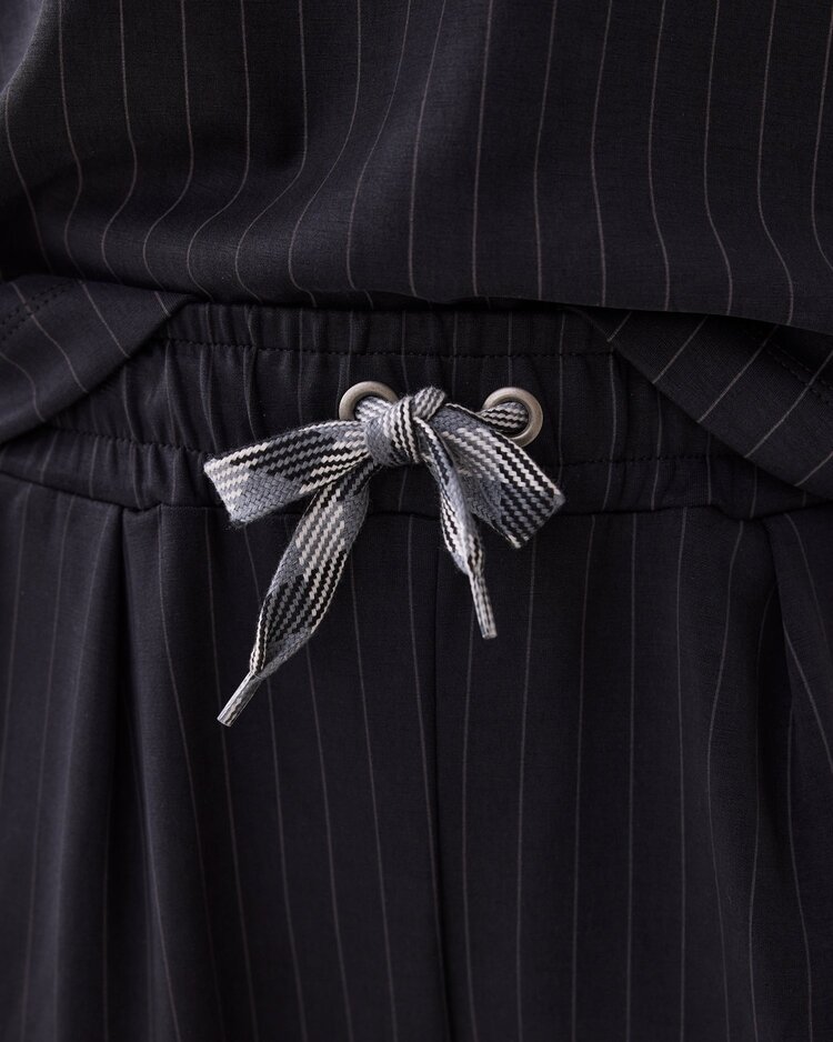 Summum Woman Tapered scuba pinstripe pants black Summum Woman