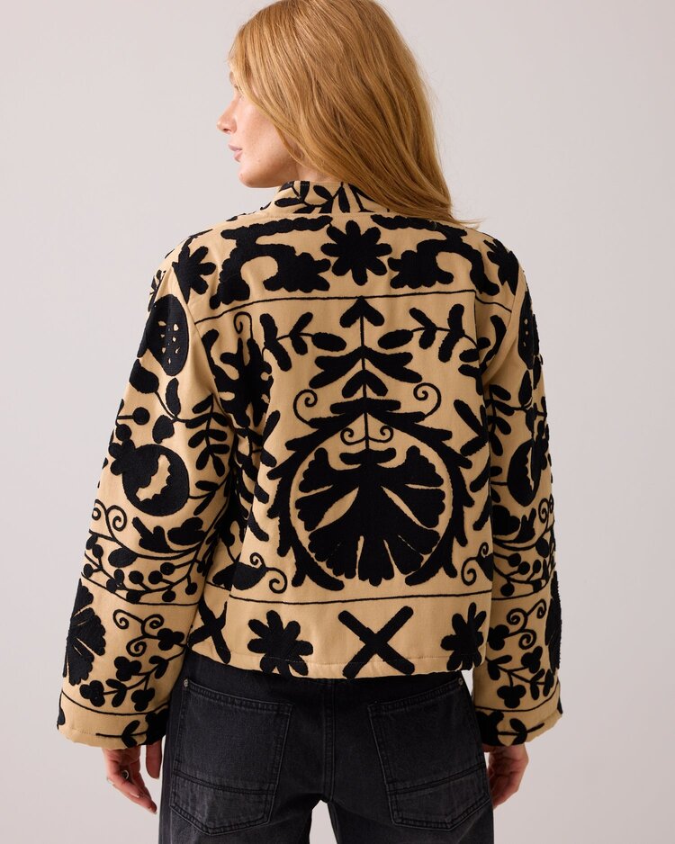 Summum Woman Jacket suzani embro alpaca Summum Woman